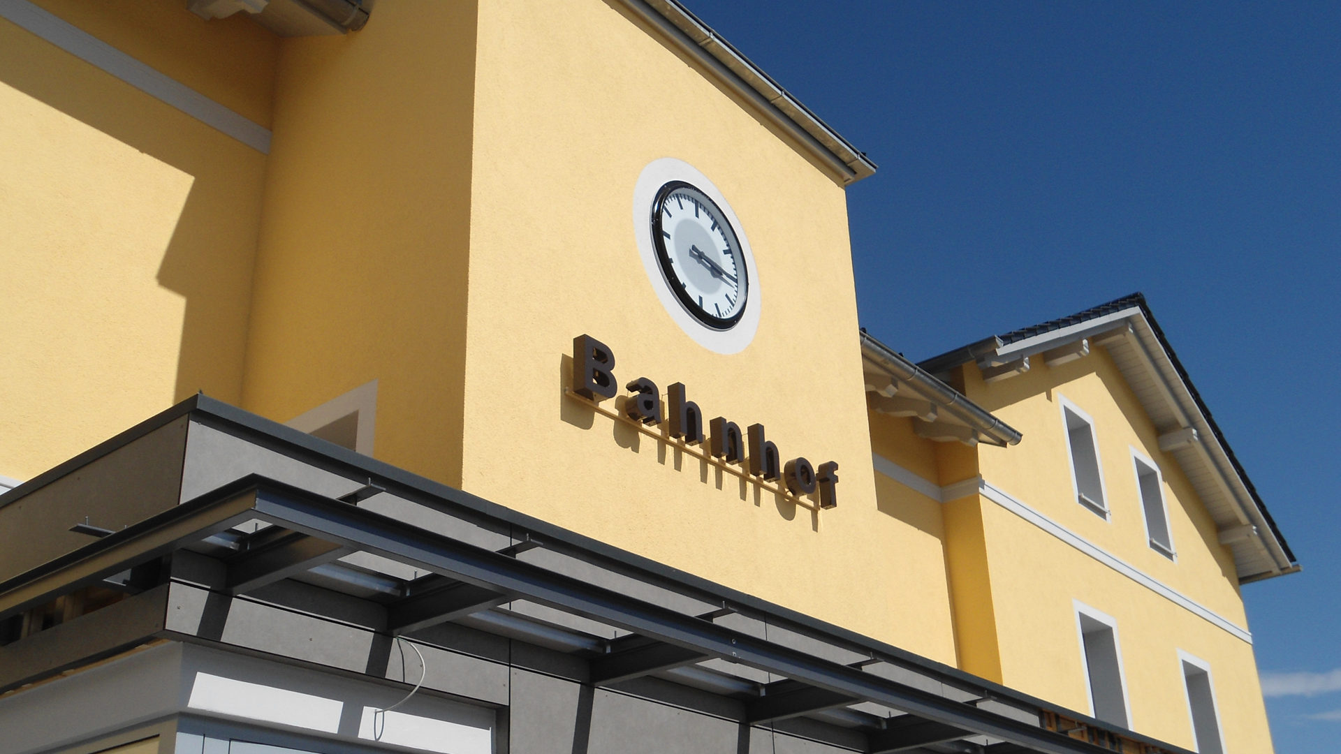 LEIN BAU -Komplett Sanierung Bahnhof Naila